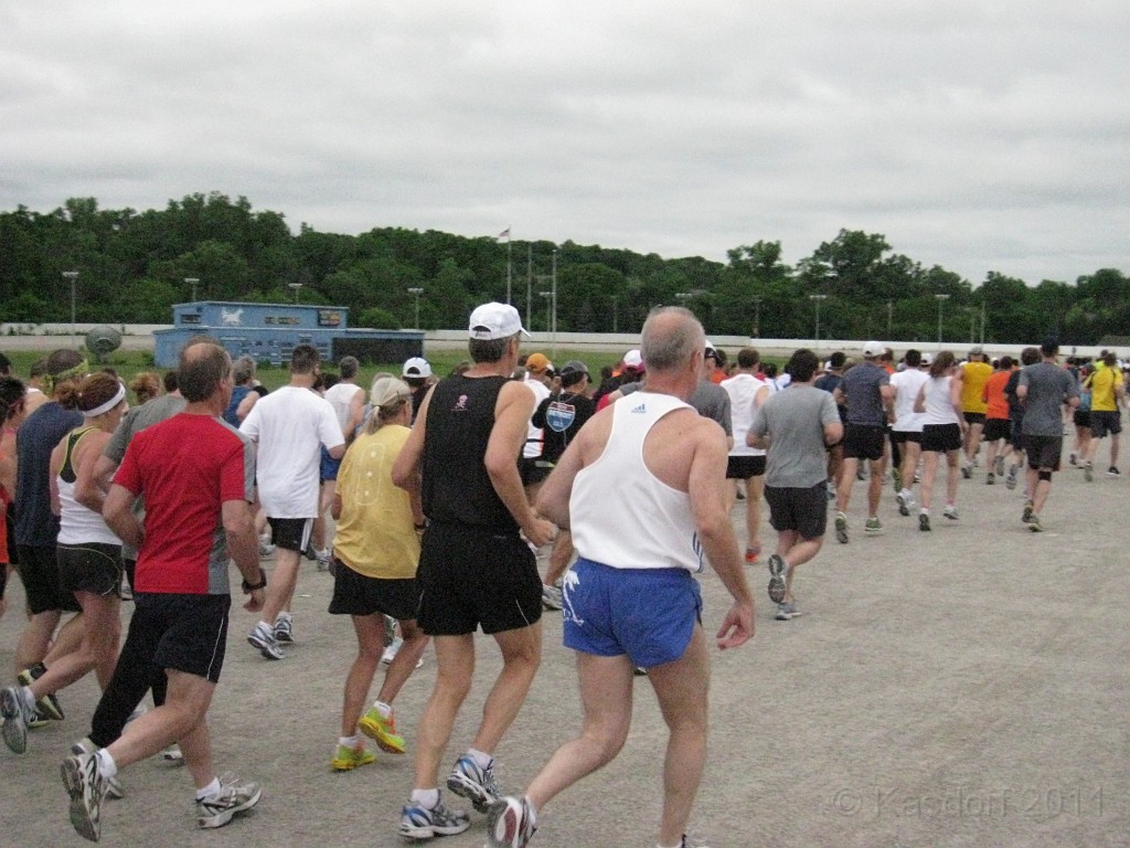 Solstice Run 2011 10M 016.JPG - The 2011 Solstice 10 Mile race in Northville Michigan. Once around the horse race track then through the neighbourhoods. Finish in the park downtown.
